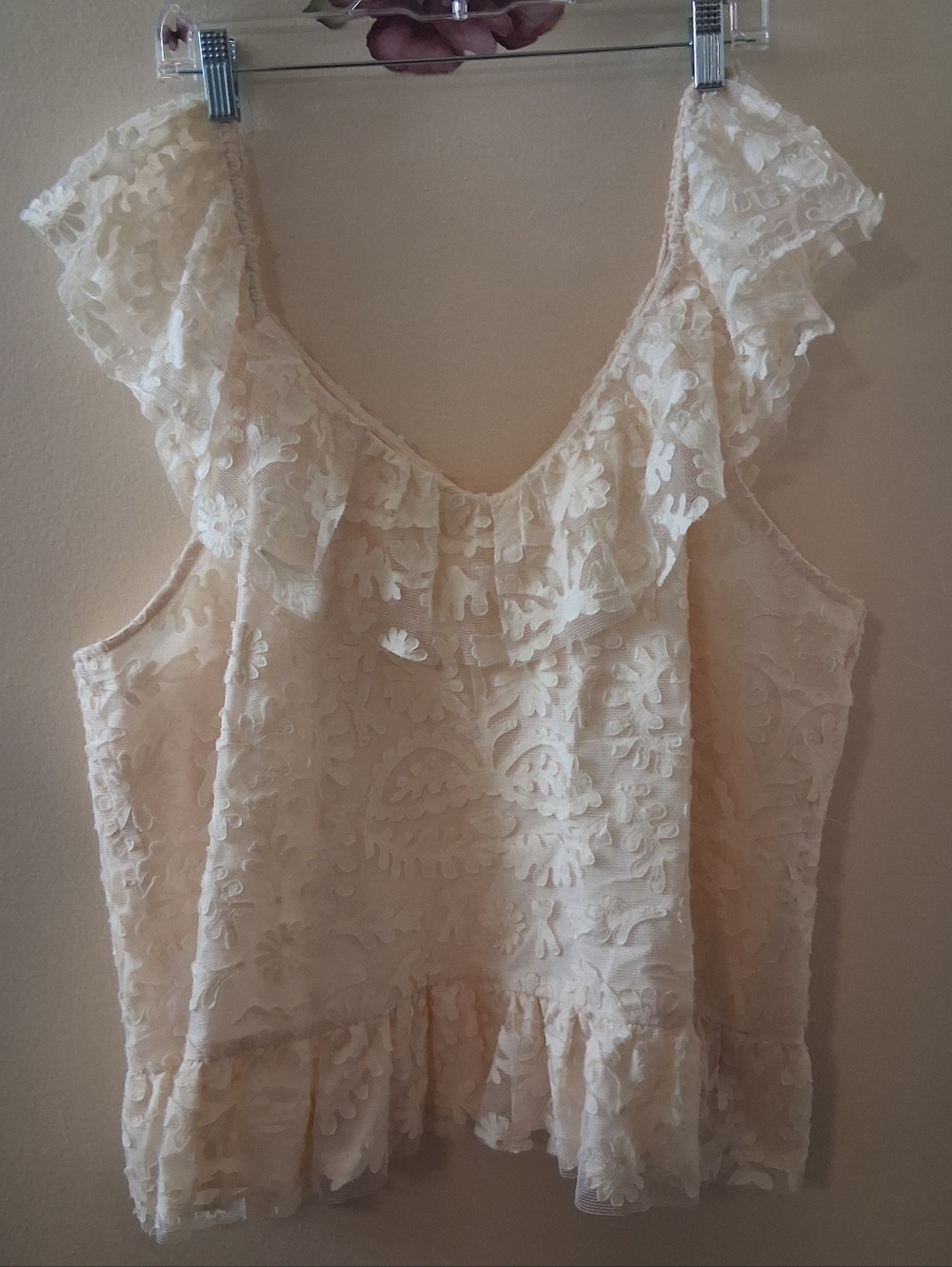 By Anthropologie Lace Top 3X Ivory Ruffled Underlined